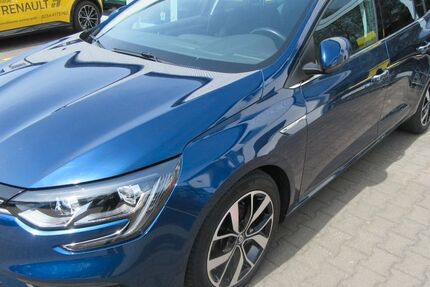Renault Megane 76.090 km 14.980 &euro; Bochum 44795