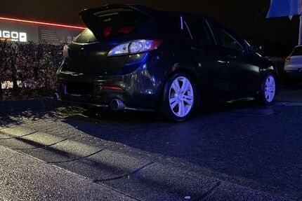 Mazda 3 157.000 km 9.999 € Dinslaken 46535