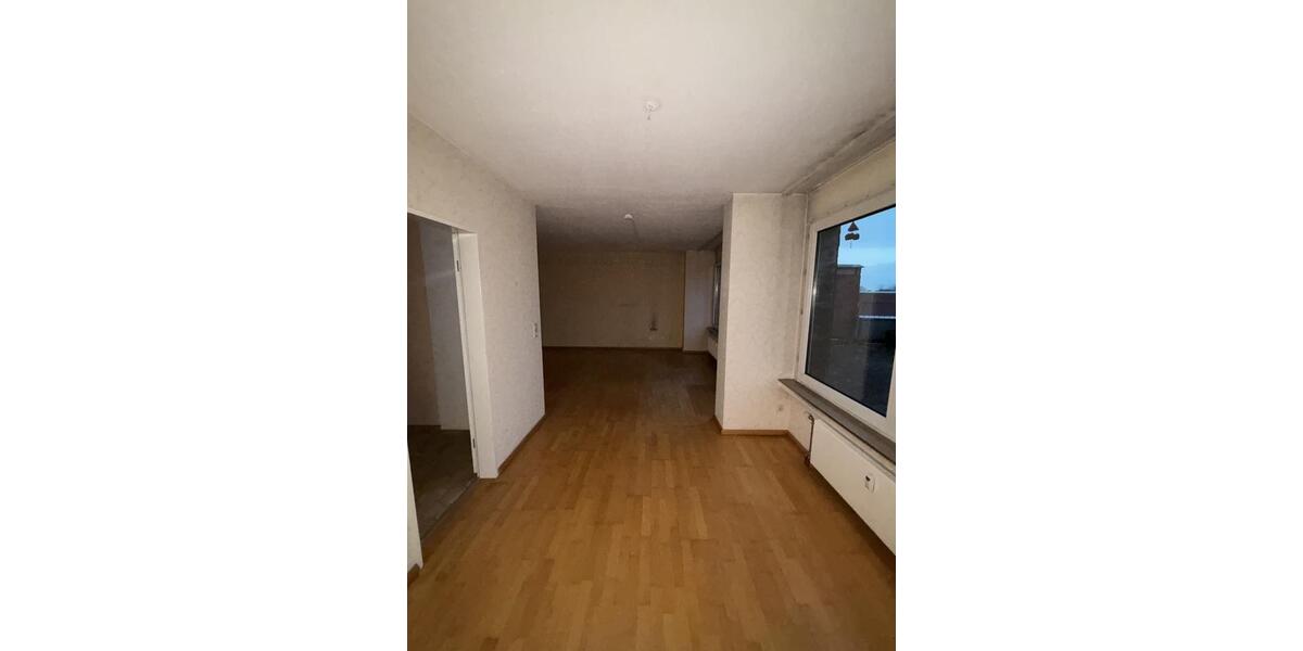 Bei VIVAWEST die Sonnenstrahlen auf der eigenen Terrasse genießen. 2.5 zimmer