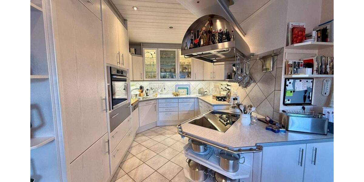 Grünes Paradies in exklusiver Siedlung - Top gepflegter Reihenbungalow in Feldrandlage! 5 zimmer