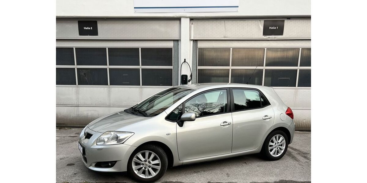 Toyota Auris 104.300 km 6.499 € Sprockhövel 45549