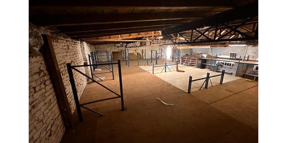 Lagerhalle in Bochum-Wattenscheid – ca. 220 m² auf 2 Etagen zimmer