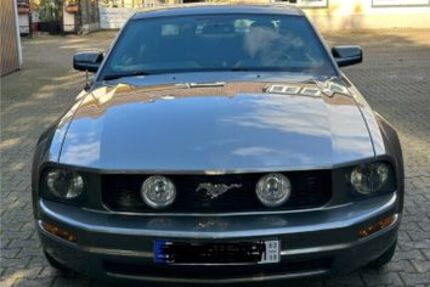 Ford Mustang 155.000 km 14.000 € Mülheim 45473