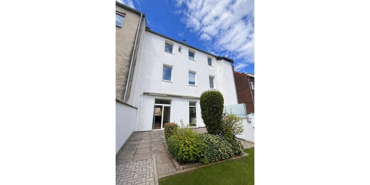 Etagenwohnung Recklinghausen Röllinghausen - 4 Zimmer, 108 m&sup2;, 1.100&euro; | Angebot:26809437