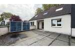 Dreifamilienhaus in Oberhausen-Lirich mit Garten, Dachterrasse und 296 m² Bauland inklusive - Mehrfamilienhaus, Wohnhaus Oberhausen Alstaden | Angebot:27493794