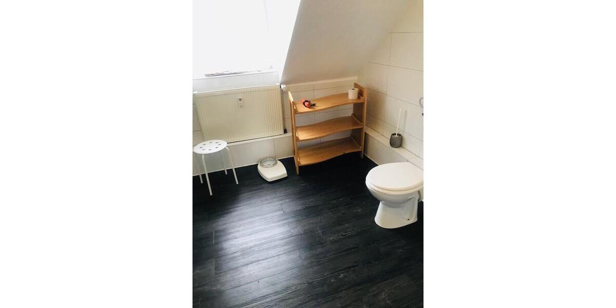 Dachgeschoßwohnung Gelsenkirchen Gelsenkirchen-West - 1 Zimmer, 25 m&sup2;, 450&euro; | Angebot:25541248