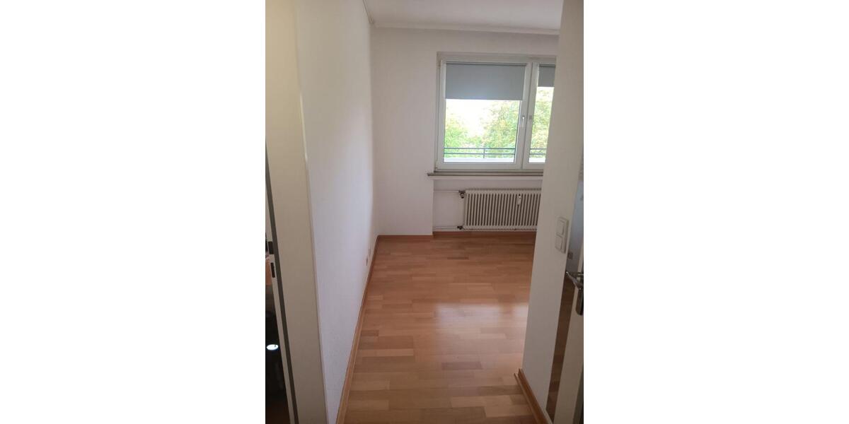 Etagenwohnung Wesel - 2 Zimmer, 65 m&sup2;, 160.000&euro; | Angebot:27619170