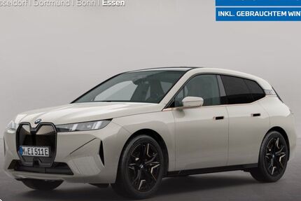 BMW iX 28.518 km 77.899 &euro; Essen 45141