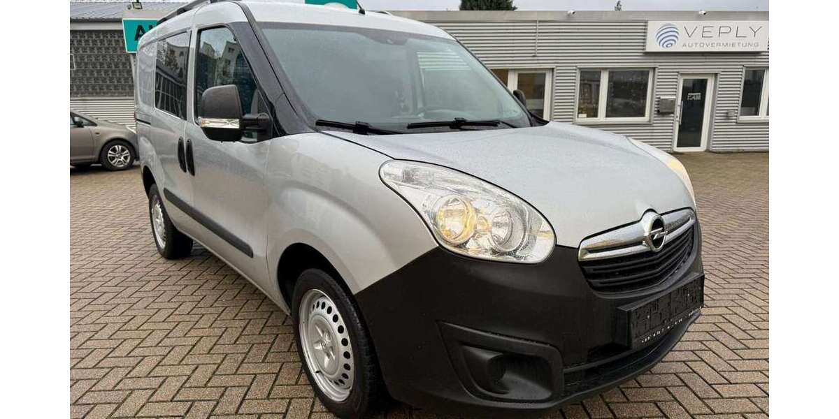 Opel Combo 149.000 km 5.999 &euro; Bochum 44869