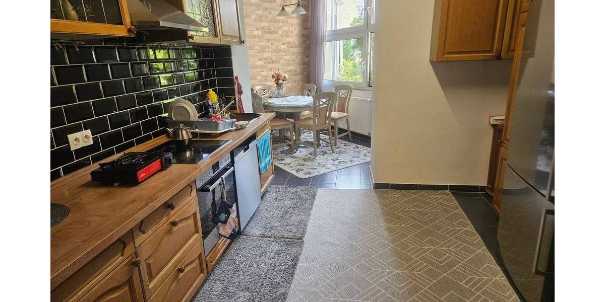 *Mehrfamilienhaus mit 4 Eigentumswohnungen und Garten im Hinterhof * 1 zimmer