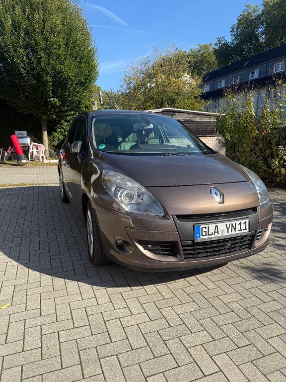 Renault Scenic 230.000 km 3.900 € Gladbeck 45968