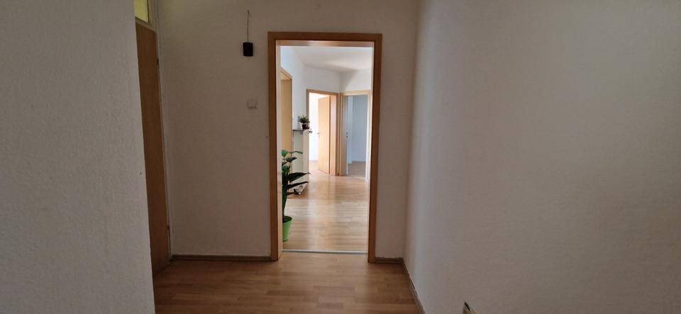 Dachgeschoßwohnung Witten - 4 Zimmer, 100 m&sup2;, 850&euro; | Angebot:25921631