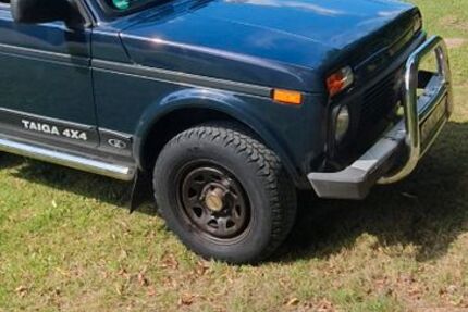 Lada Taiga 76.000 km 7.250 € Bochum 44789