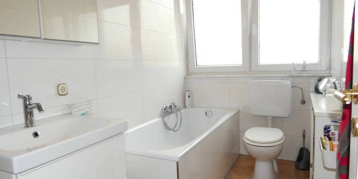 Etagenwohnung Ratingen Lintorf - 3 Zimmer, 94 m&sup2;, 296.000&euro; | Angebot:26108271