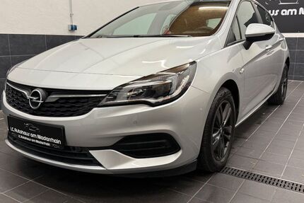 Opel Astra 98.571 km 13.300 € Moers 47441