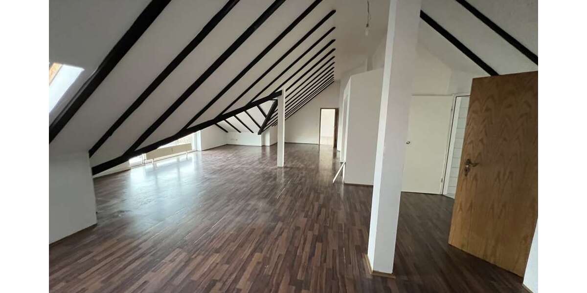 Wohnung zum Mieten in Mülheim an der Ruhr 700 € 118.16 m² 4 zimmer