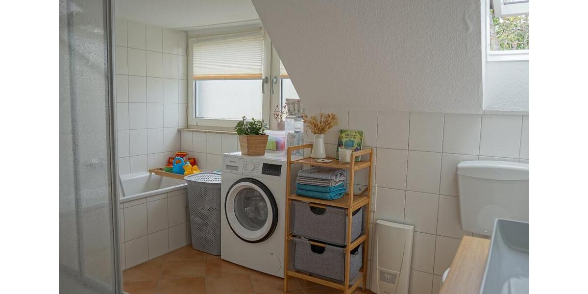 Dachgeschoßwohnung Essen Stadtbezirk II - 4 Zimmer, 95 m&sup2;, 379.000&euro; | Angebot:26288282
