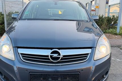 Opel Zafira 243.000 km 3.299 &euro; Oberhausen 46047