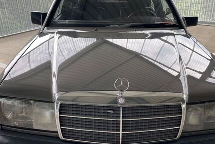 Mercedes 190
