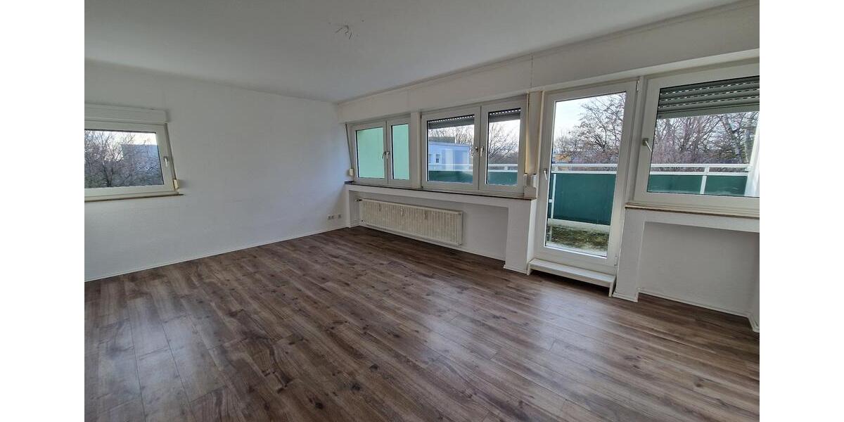 Penthouse: Großzügige, helle 3-Zimmer-Wohnung mit 2 Balkonen 3 zimmer