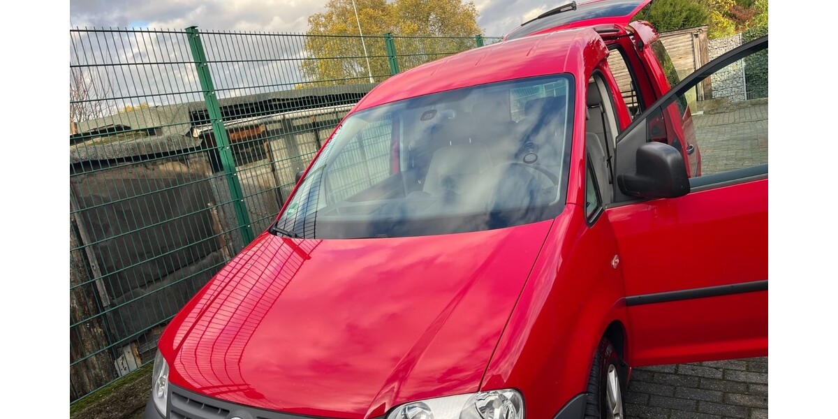 VW Caddy 192.000 km 3.750 € Essen 45121