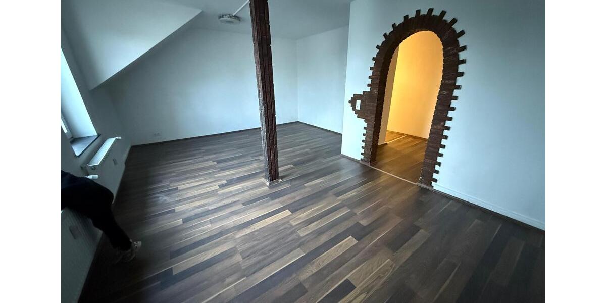 Dachgeschoßwohnung Gelsenkirchen Erle - 3.5 Zimmer, 75 m&sup2;, 600&euro; | Angebot:24658577