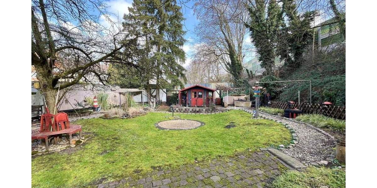 Einfamilienhaus Duisburg Beeck - 5 Zimmer, 126 m&sup2;, 295.000&euro; | Angebot:25302685