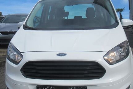 Ford Tourneo Courier 52.045 km 10.490 € Herne 44653