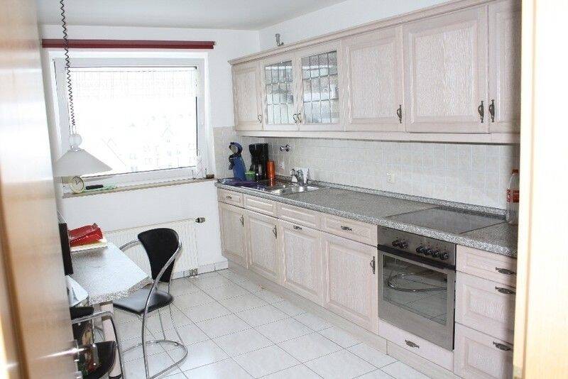 Etagenwohnung Velbert Neviges - 3 Zimmer, 90 m&sup2;, 229.000&euro; | Angebot:25705748