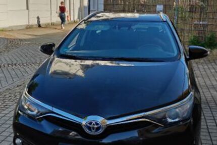 Toyota Auris 77.500 km 14.100 &euro; Bochum 44866