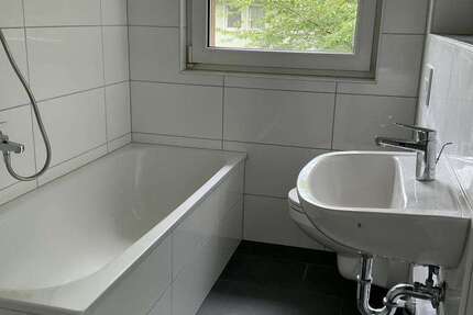 Wohnung Gelsenkirchen Hassel - 2.5 Zimmer, 52 m&sup2;, 379&euro; | Angebot:26947552