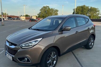 Hyundai ix35 137.000 km 8.250 &euro; Moers 47445
