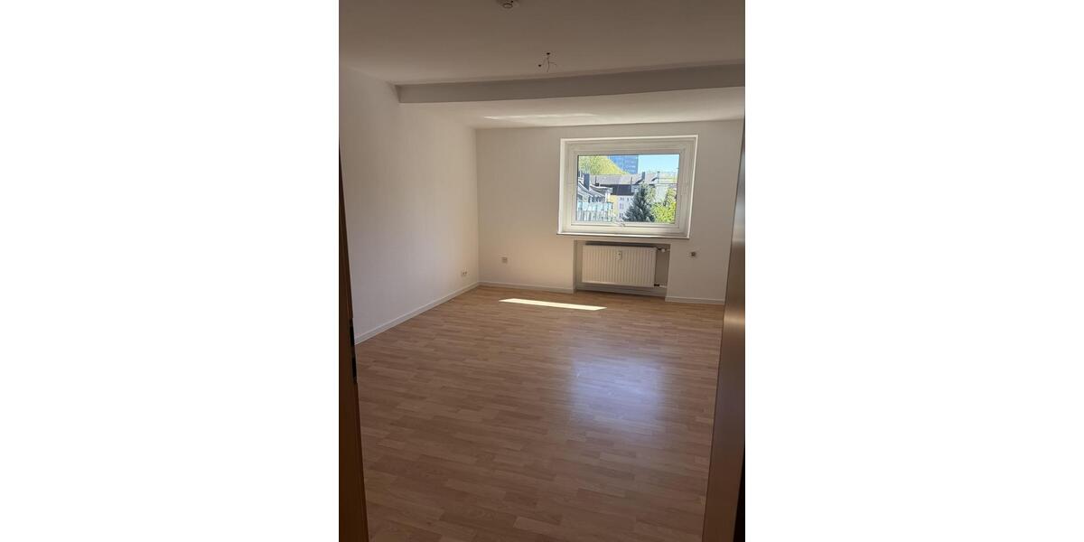 Dachgeschoßwohnung Duisburg - 2 Zimmer, 47 m&sup2;, 470&euro; | Angebot:26427157