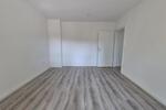 3 Zimmer mit Balkon!