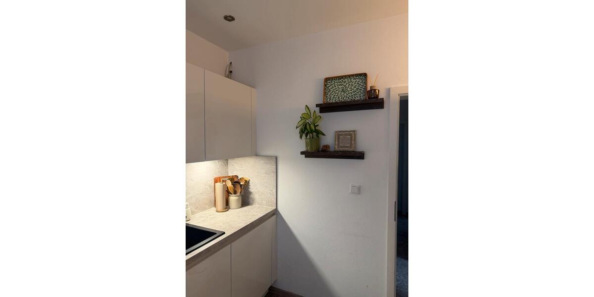 Dachgeschoßwohnung Oberhausen Rothebusch - 2.5 Zimmer, 60 m&sup2;, 600&euro; | Angebot:24850380