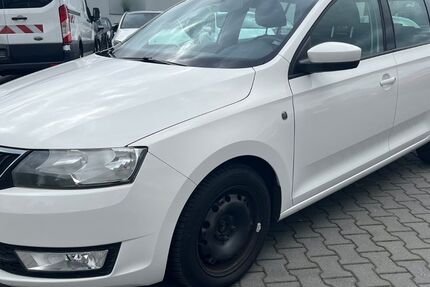Skoda Rapid 114.000 km 5.480 &euro; Essen 45356