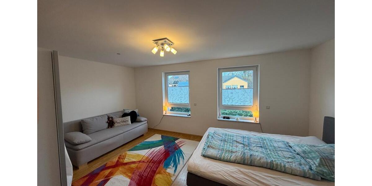 Hochwertige Doppelhaushälfte direkt am Theater - Provisionsfrei! 5 zimmer