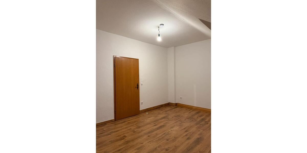 Dachgeschoßwohnung Bottrop - 2.5 Zimmer, 48 m&sup2;, 360&euro; | Angebot:25171842