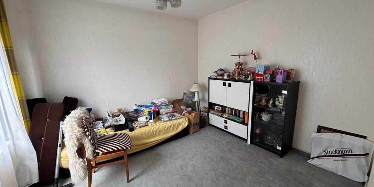 Doppelhaushälfte mit Potenzial in begehrter Lage von Neukirchen – Vluyn zimmer