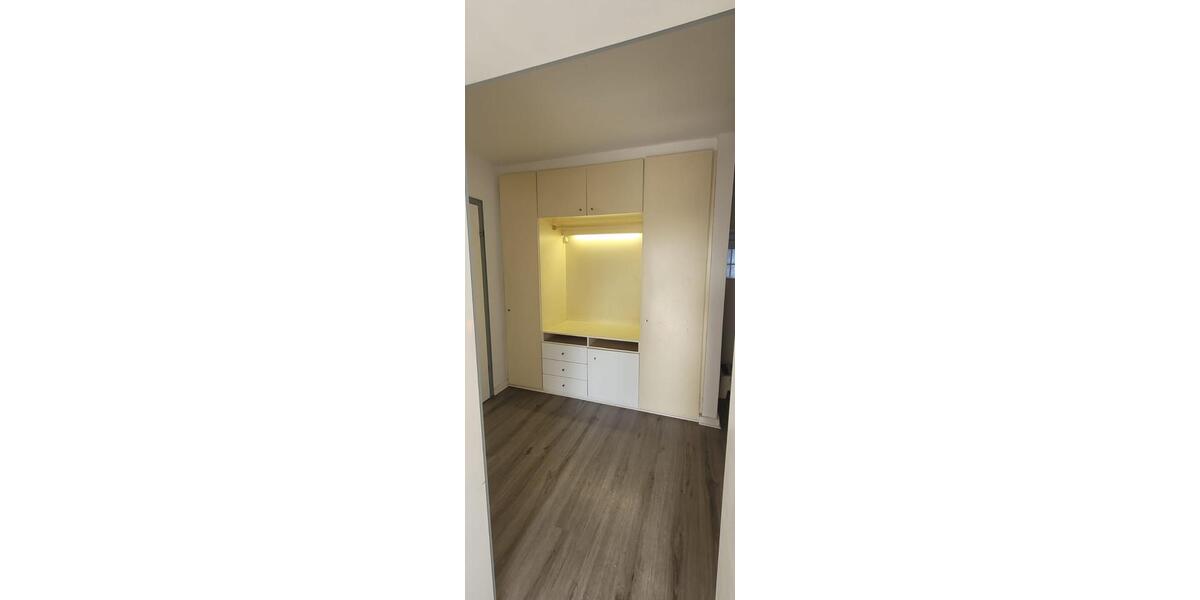 Etagenwohnung Ratingen Lintorf - 2 Zimmer, 66 m&sup2;, 190.000&euro; | Angebot:25653947