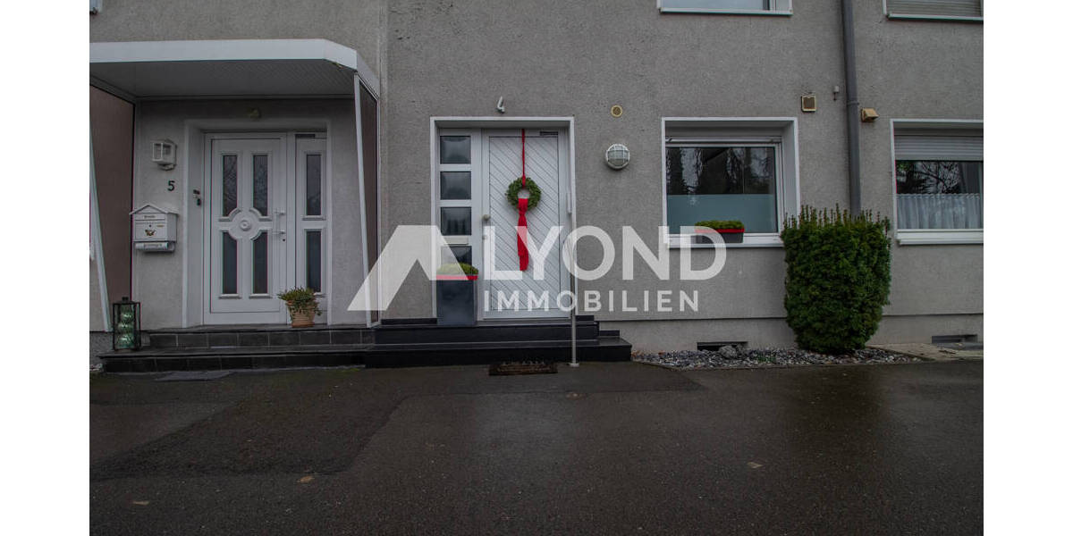 Reihenmittelhaus Castrop-Rauxel Bladenhorst - 3 Zimmer, 80 m&sup2;, 220.000&euro; | Angebot:26306073