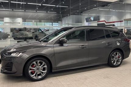 Ford Focus 36.148 km 24.390 &euro; Mülheim an der Ruhr 45478