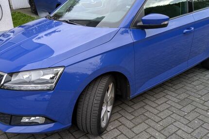 Skoda Fabia 93.537 km 7.950 &euro; Duisburg 47178