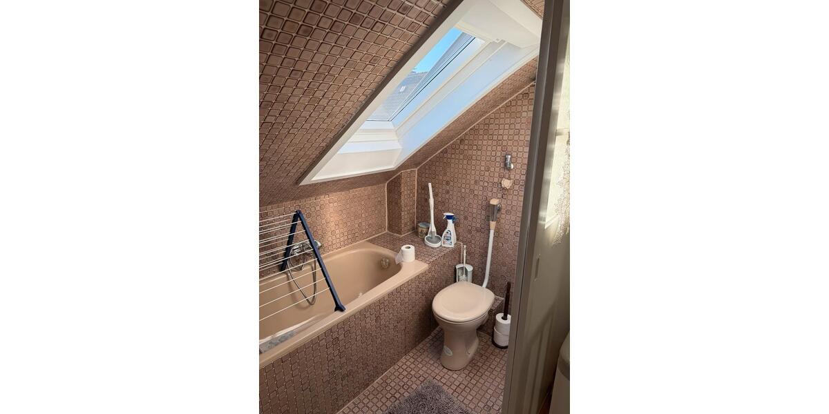 Einfamilienhaus Essen Stadtbezirk VII - 6 Zimmer, 100 m&sup2;, 275.000&euro; | Angebot:27428672