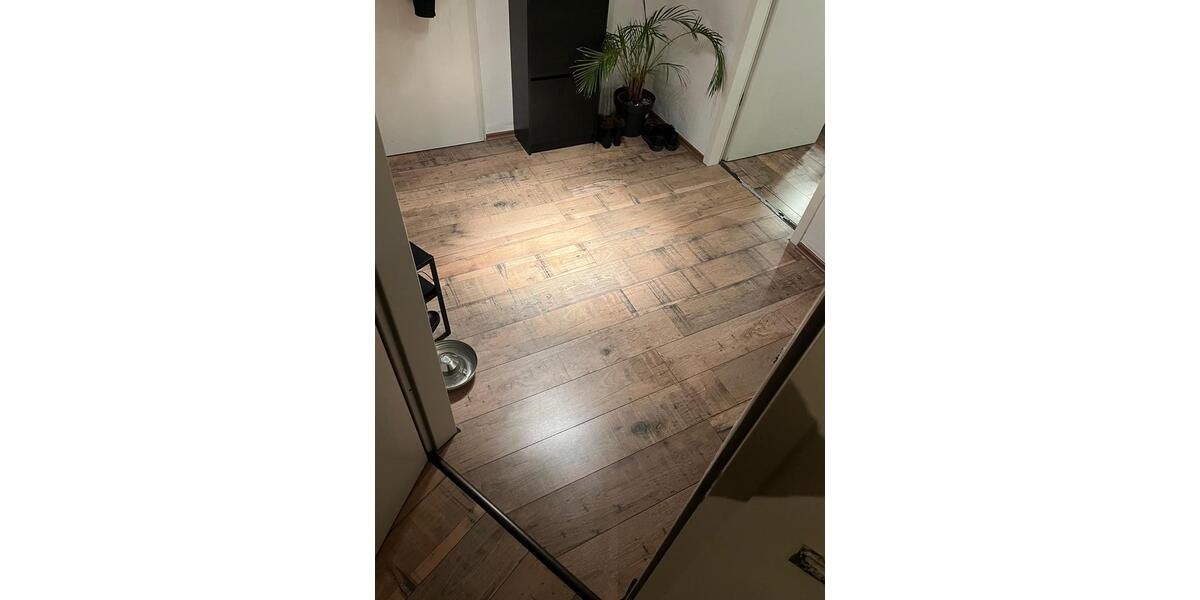 Zu vermieten „Eigentumswohnung“ mit Fahrstuhl und Tiefgarage 2 zimmer