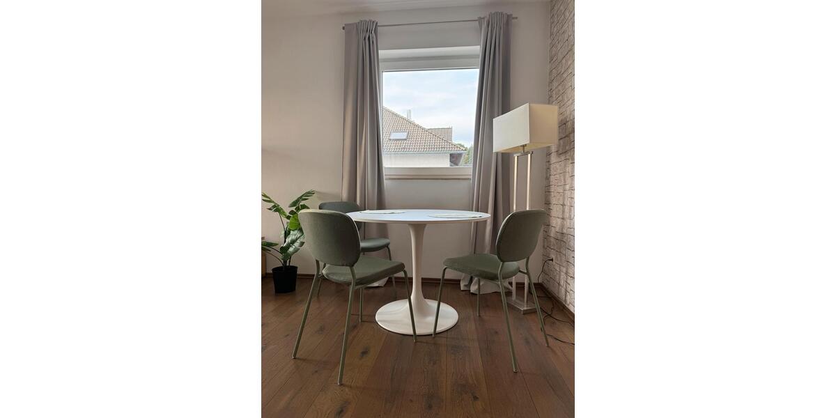 Etagenwohnung Velbert Velbert-Mitte - 2 Zimmer, 60 m&sup2;, 1.400&euro; | Angebot:27600972