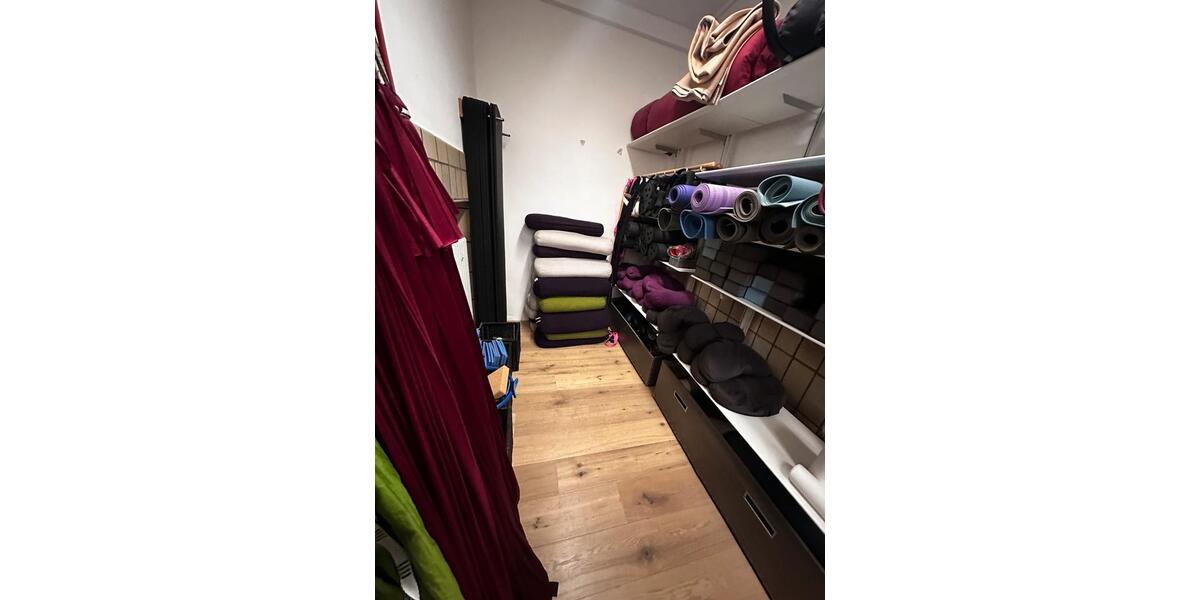 Yogastudio-Räume zur Untervermietung zimmer