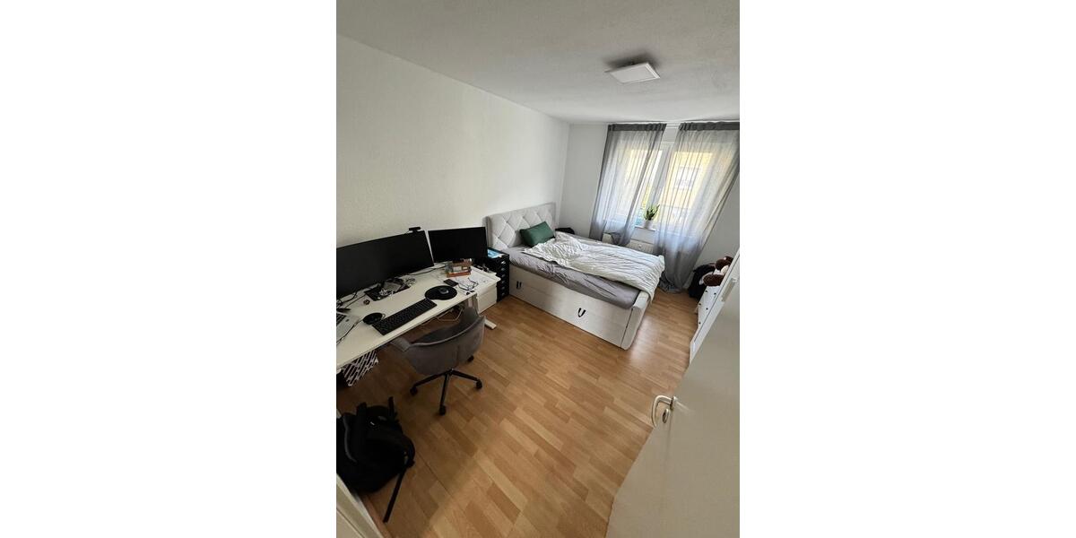Erdgeschoßwohnung Essen Stadtbezirk III - 2.5 Zimmer, 53 m&sup2;, 456&euro; | Angebot:25301611