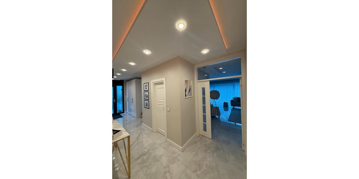 Exklusive und schicke Eigentumswohnung von privatErbpacht 4.5 zimmer