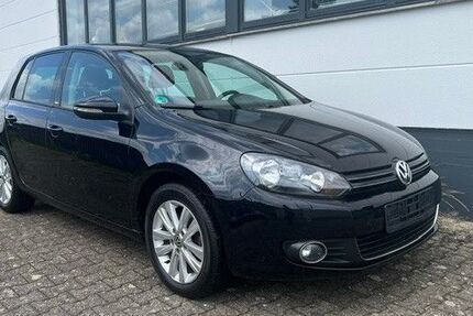 VW Golf 93.500 km 6.900 &euro; Essen 45307